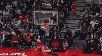 开云体育下载-人到球到！弗拉格底线切入接马绍尔抛传空接隔扣沃尔特